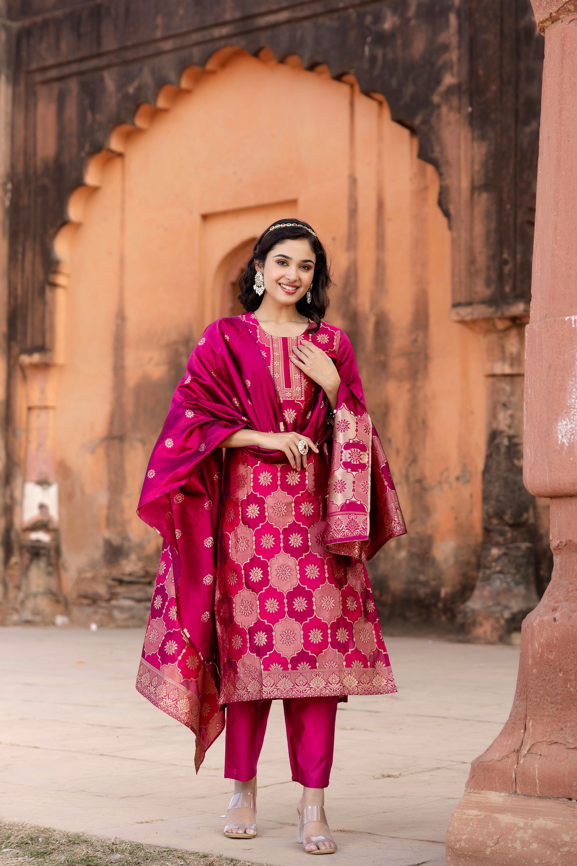 CHEERY PINK COLOURED TREDITIONAL WEAR KURTA SET