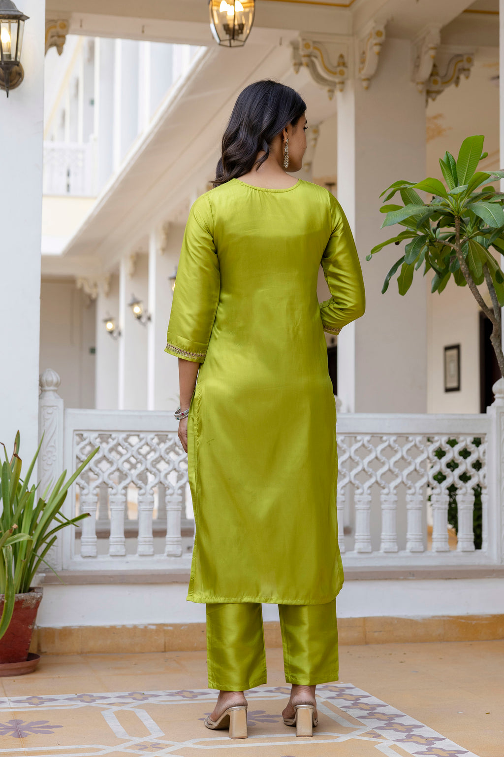Green Self Design Silk Straight Suit With Dupatta
