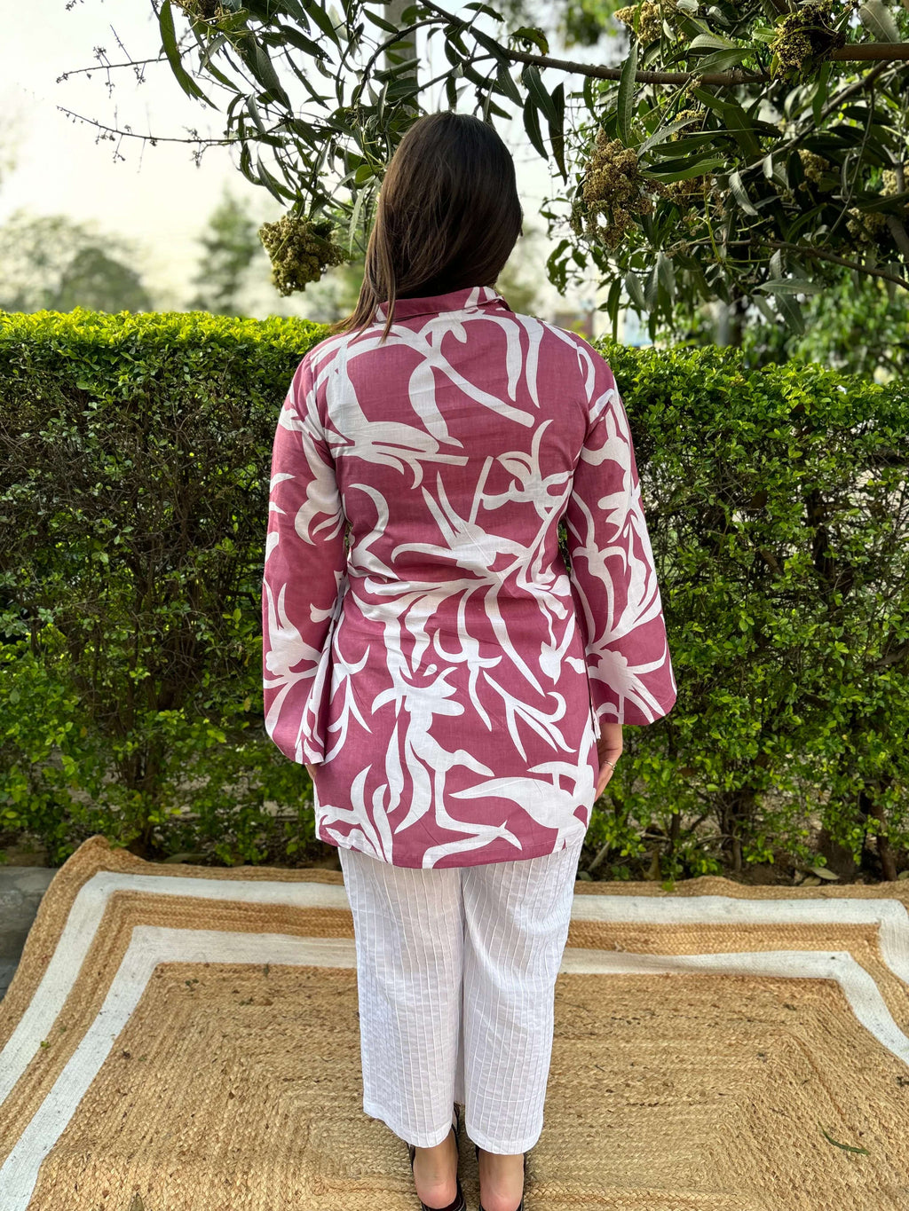 Pink abstract short kurti