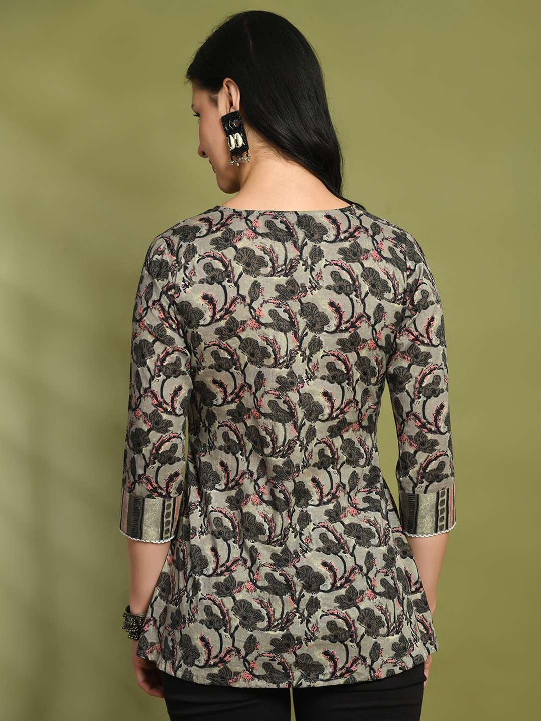 Women Floral Print Flared Kurti