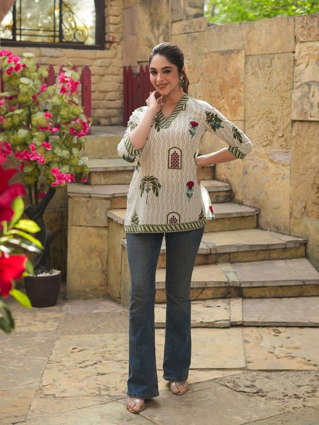 Green & Off White Ethnic Motifs Printed Pure Cotton Kurti