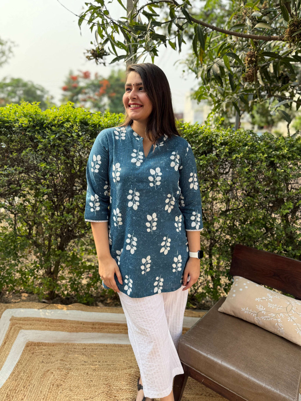 Blue kantha flower short kurti