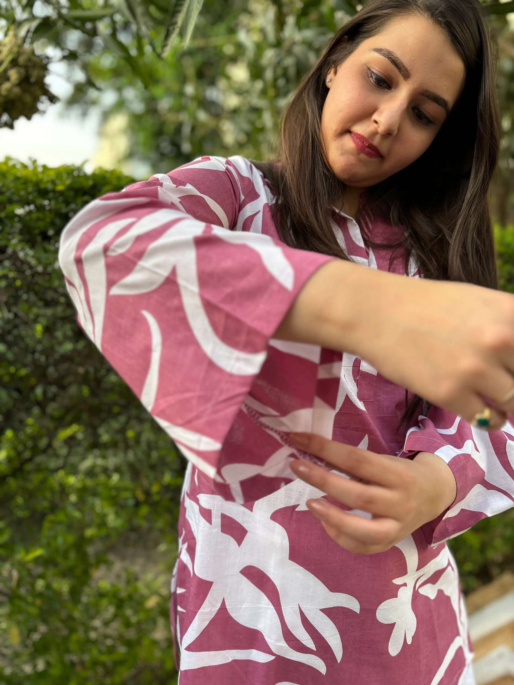 Pink abstract short kurti