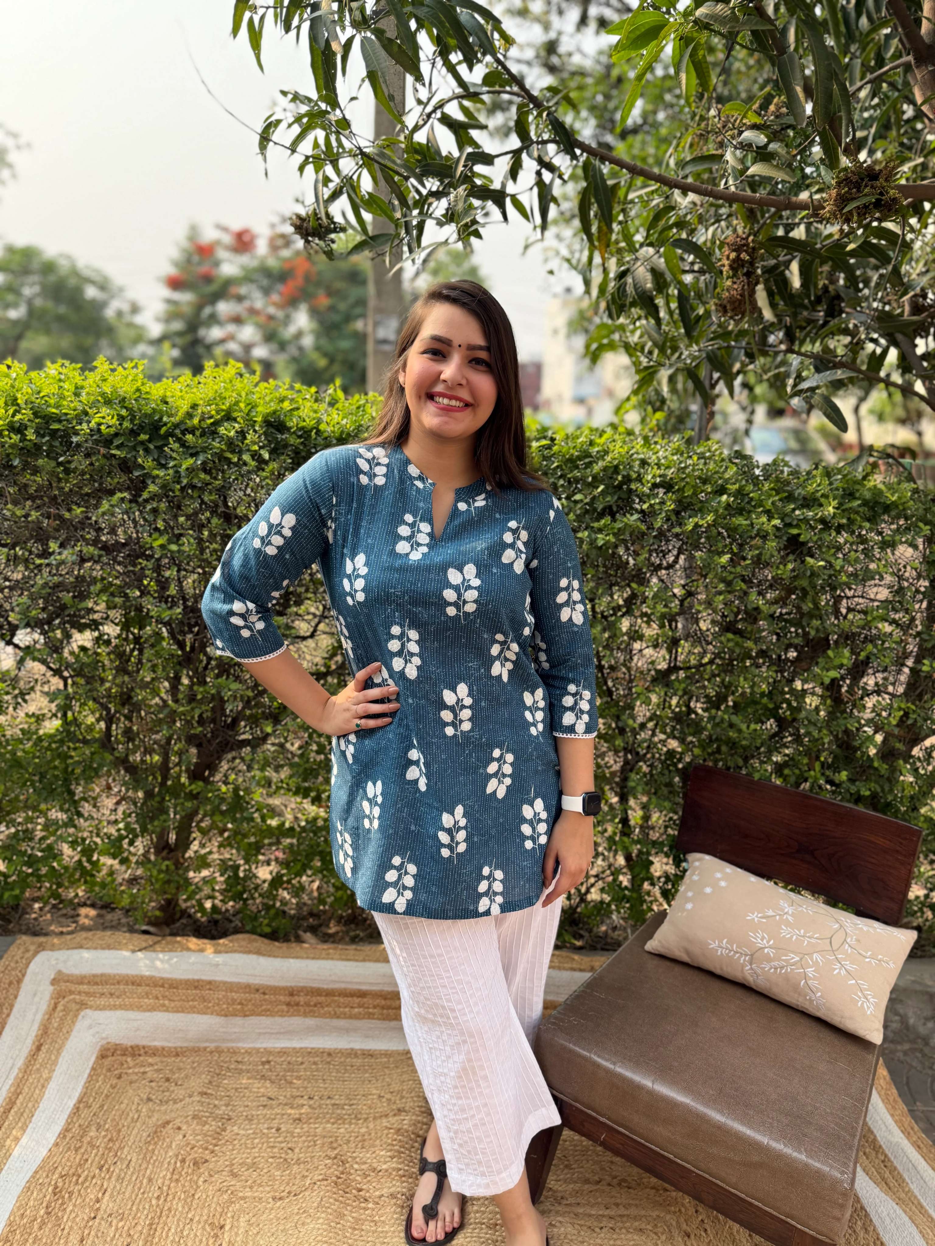 Blue kantha flower short kurti