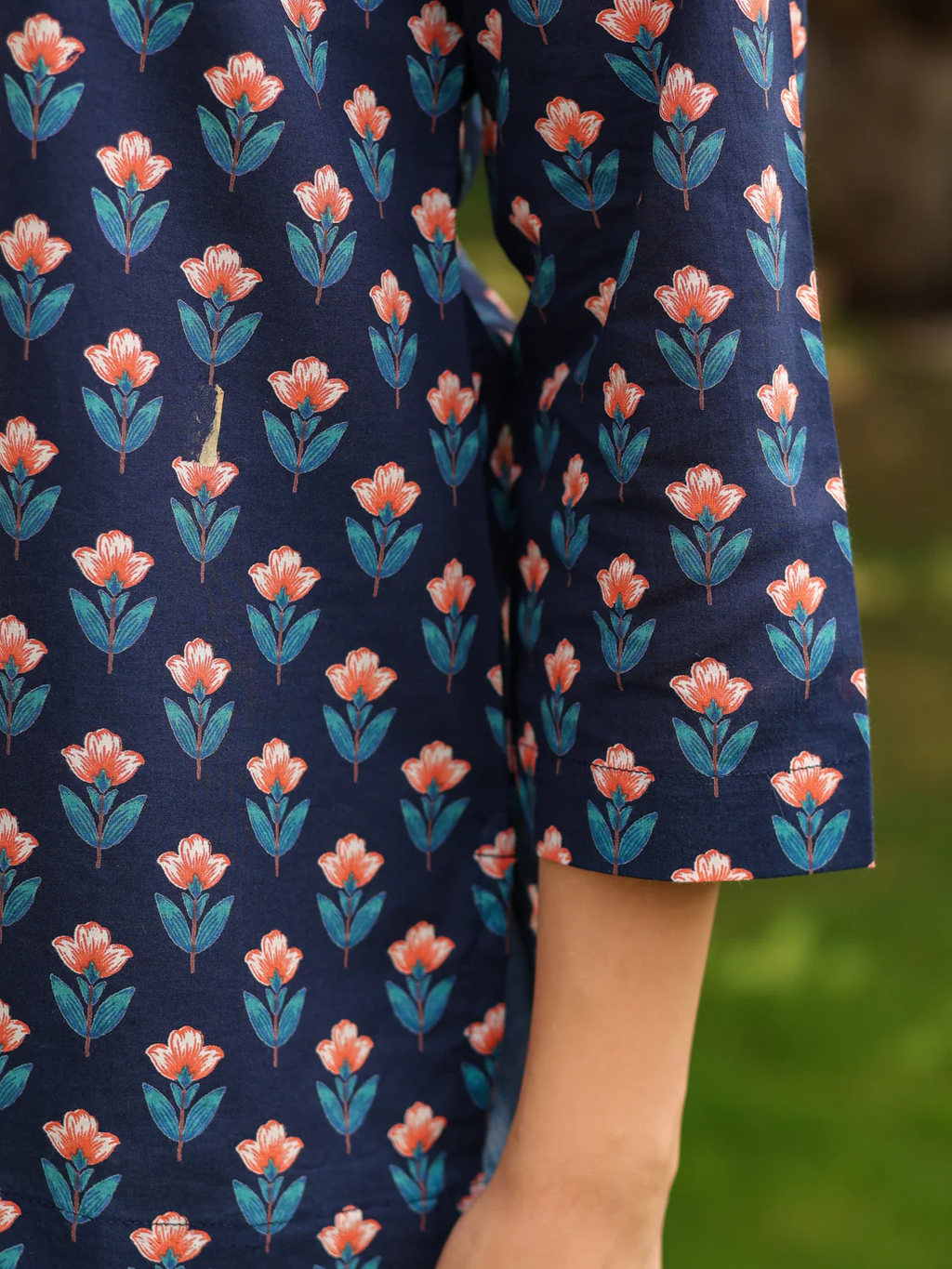 Mandarin Collar Floral Printed Straight Kurti